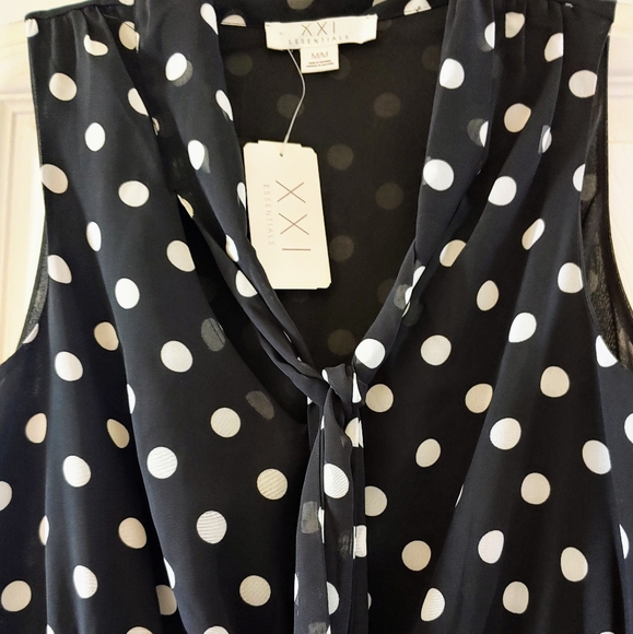 Forever21 NWT Polka Dot Dress - Picture 5 of 6